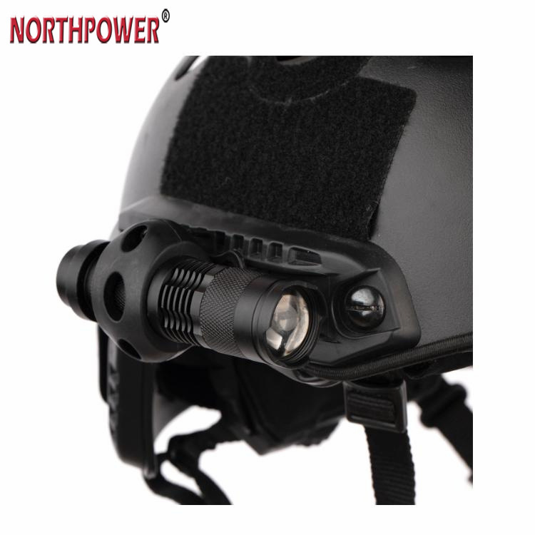 MICH FAST ACH CASQUE FLASH SUPPORT DE LUMIÈRE