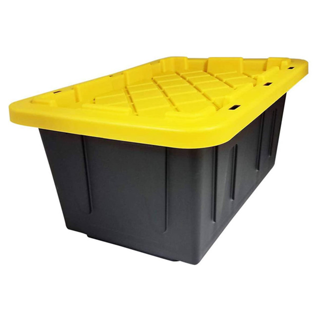 17 gallons.Fourre-tout de stockage en plastique robuste et verrouillable